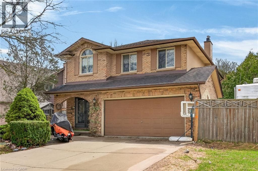 249 LLOYMINN Avenue photo 2