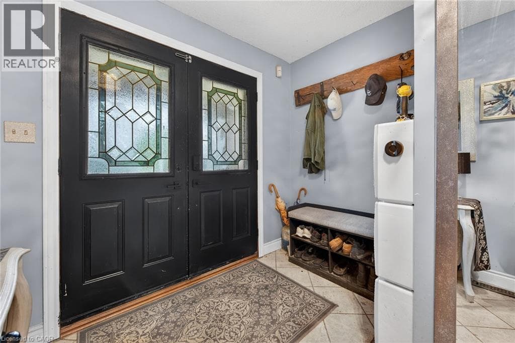249 LLOYMINN Avenue photo 5