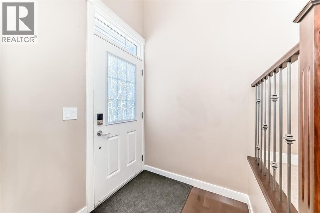 40 Saddlelake Gardens NE photo 3