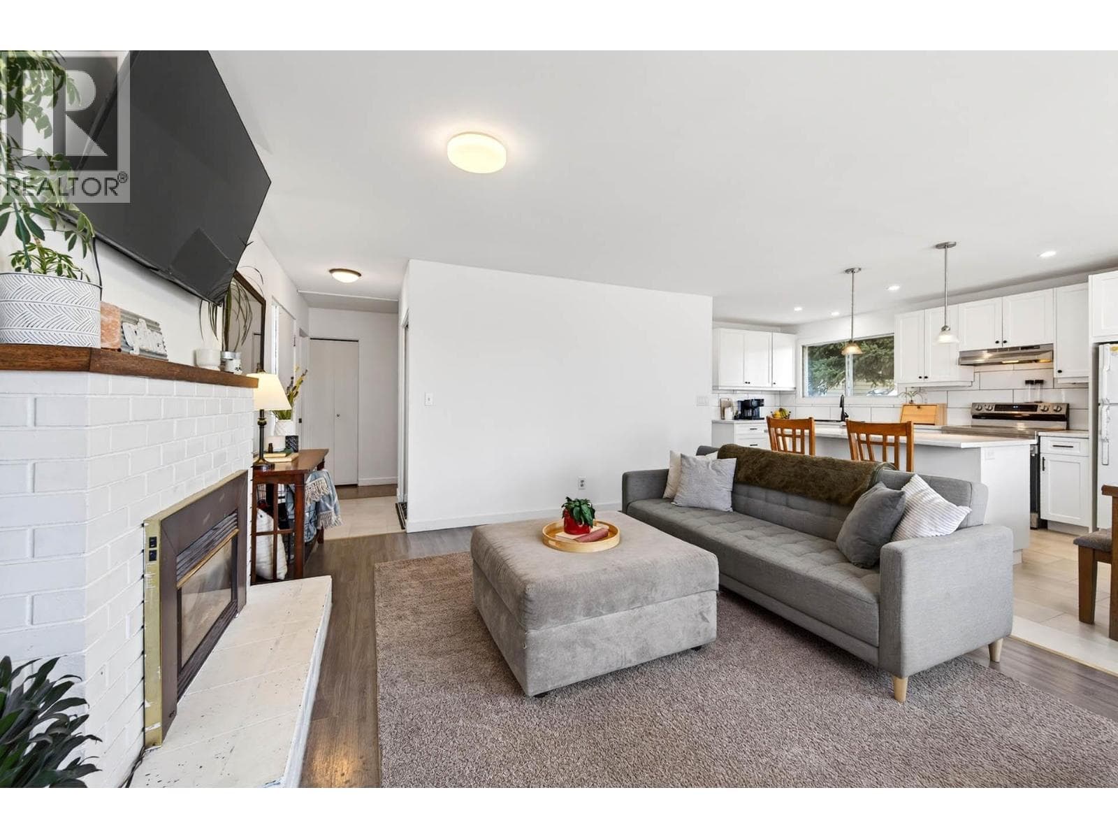 15 Galena Avenue photo 5
