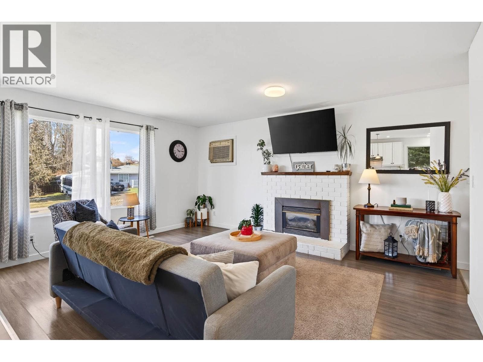 15 Galena Avenue photo 3