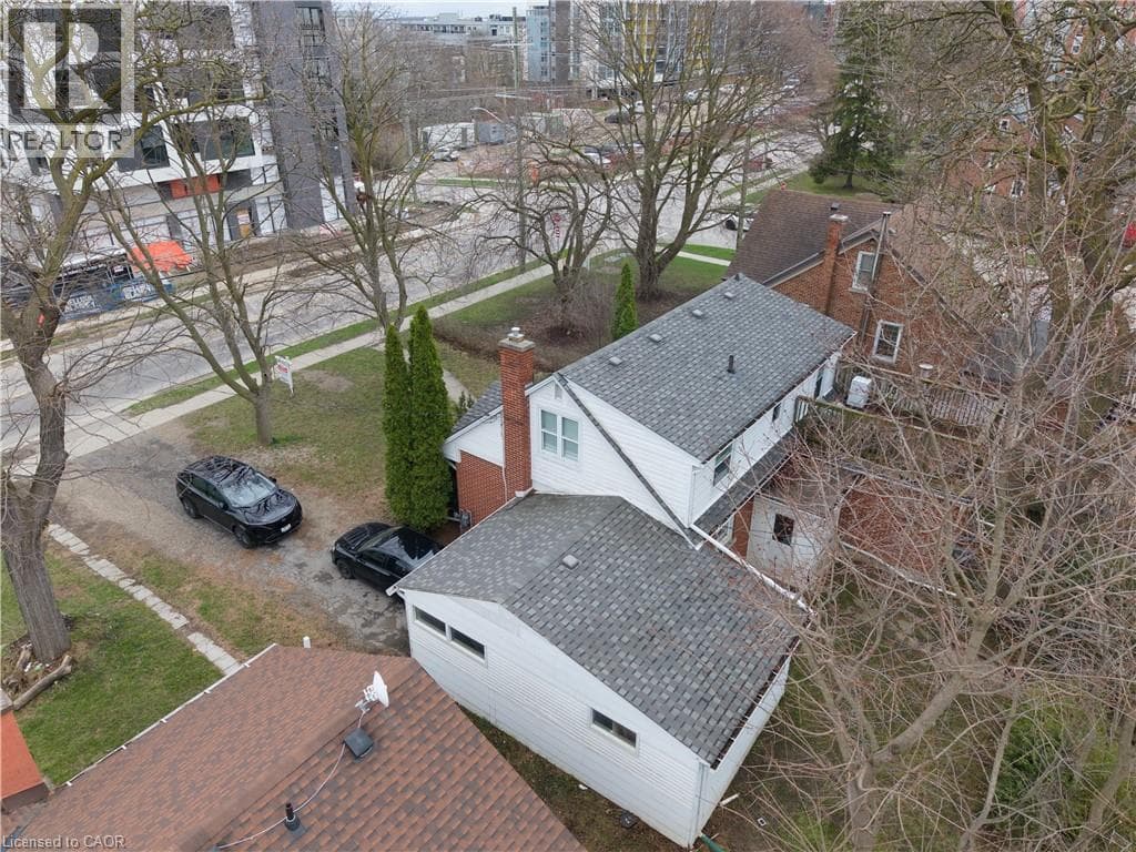289 ALBERT Street photo 3