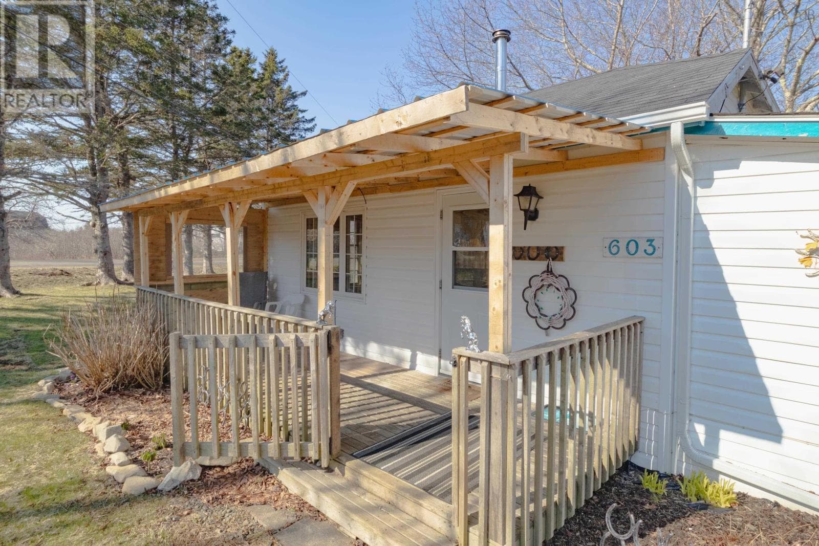 1 bed 1 bath single family at 603 Fort Point Road — $169,000