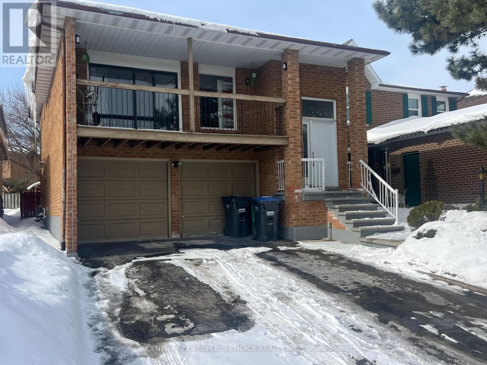 4 bed 3 bath single family at 14 ALBERMARLE COURT — $899,000