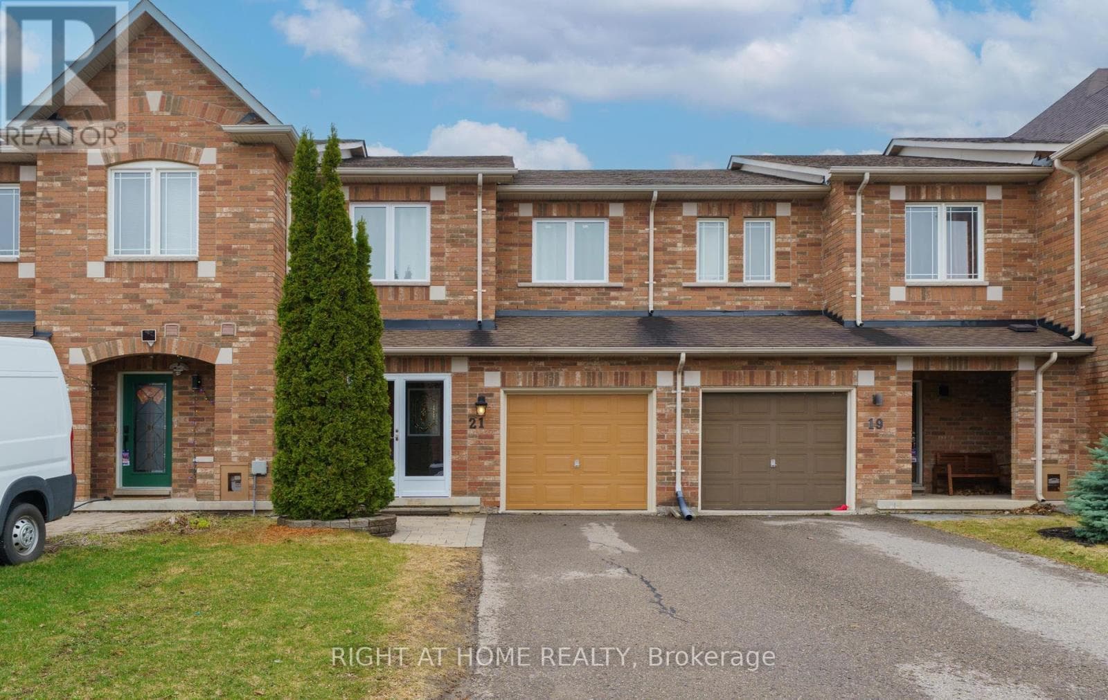 3 bed 3 bath single family at 21 MARSHVIEW AVENUE — $929,900