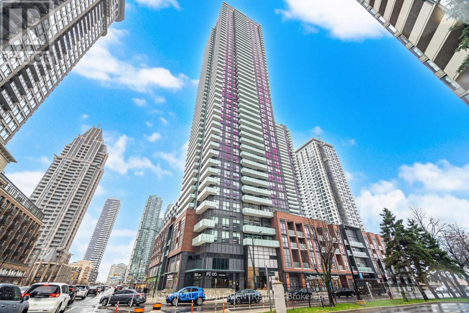 1 bed 1 bath single family at 4905 - 430 SQUARE ONE DRIVE — $484,900