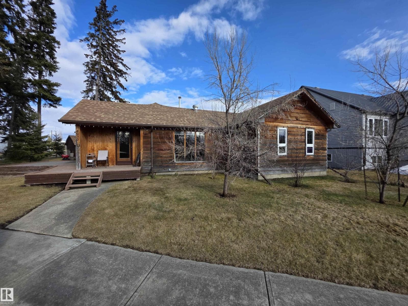 2 bed 1 bath single family at 4929 53 ST — $319,900