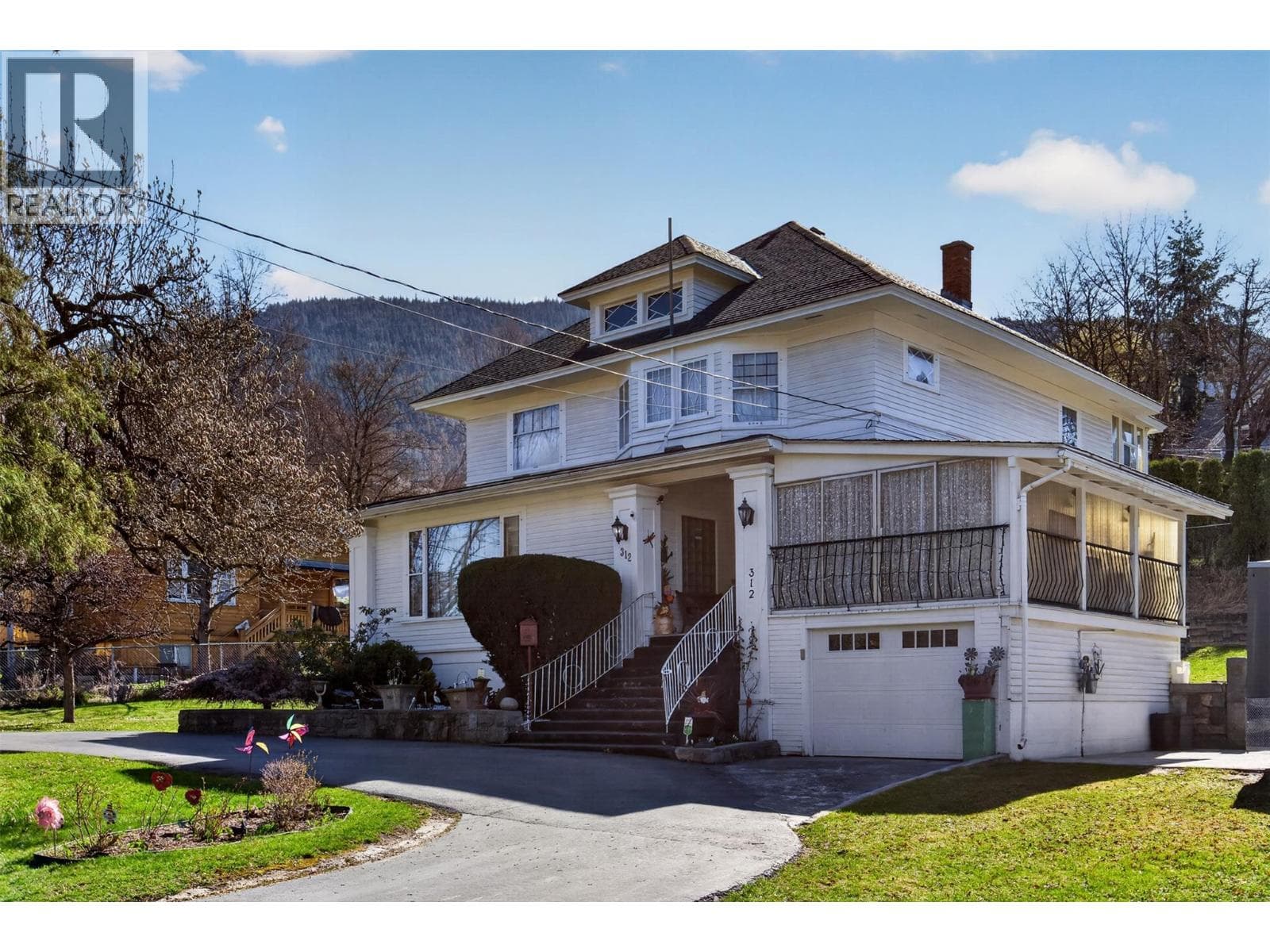 312 Latimer Street photo 2