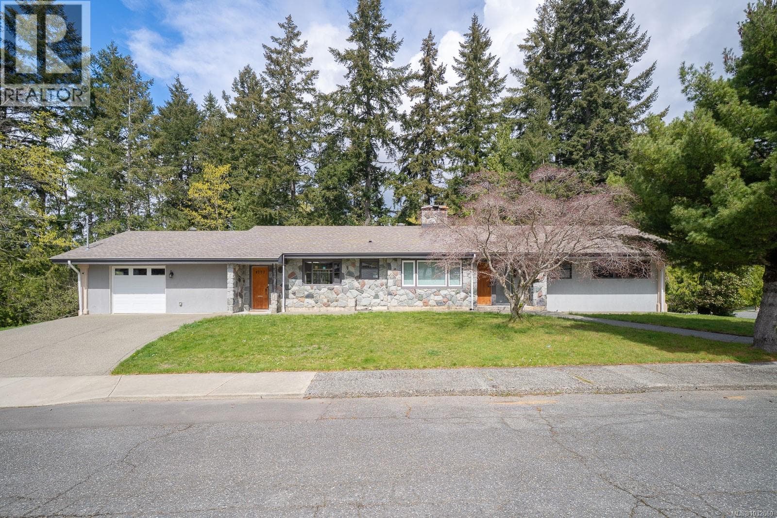 5 bed 3 bath single family at 3777 Church St — $915,000