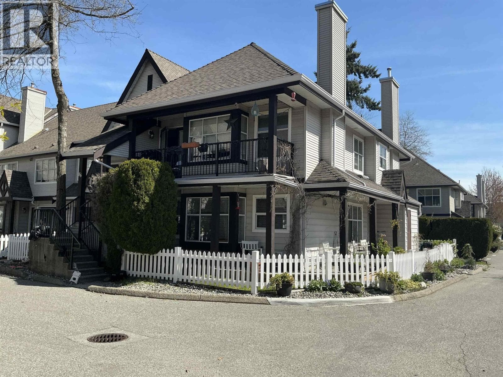 2 bed 1 bath single family at 86 12099 237 STREET — $499,900