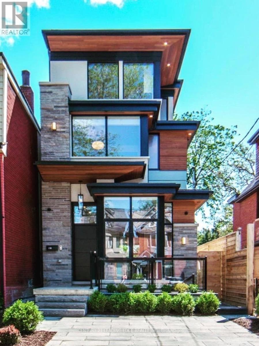 360A LAWRENCE AVENUE W photo 4