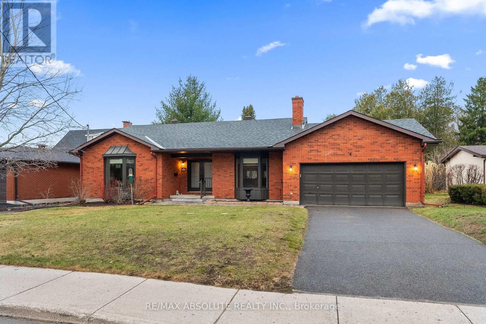 284 HARRINGTON STREET photo 2