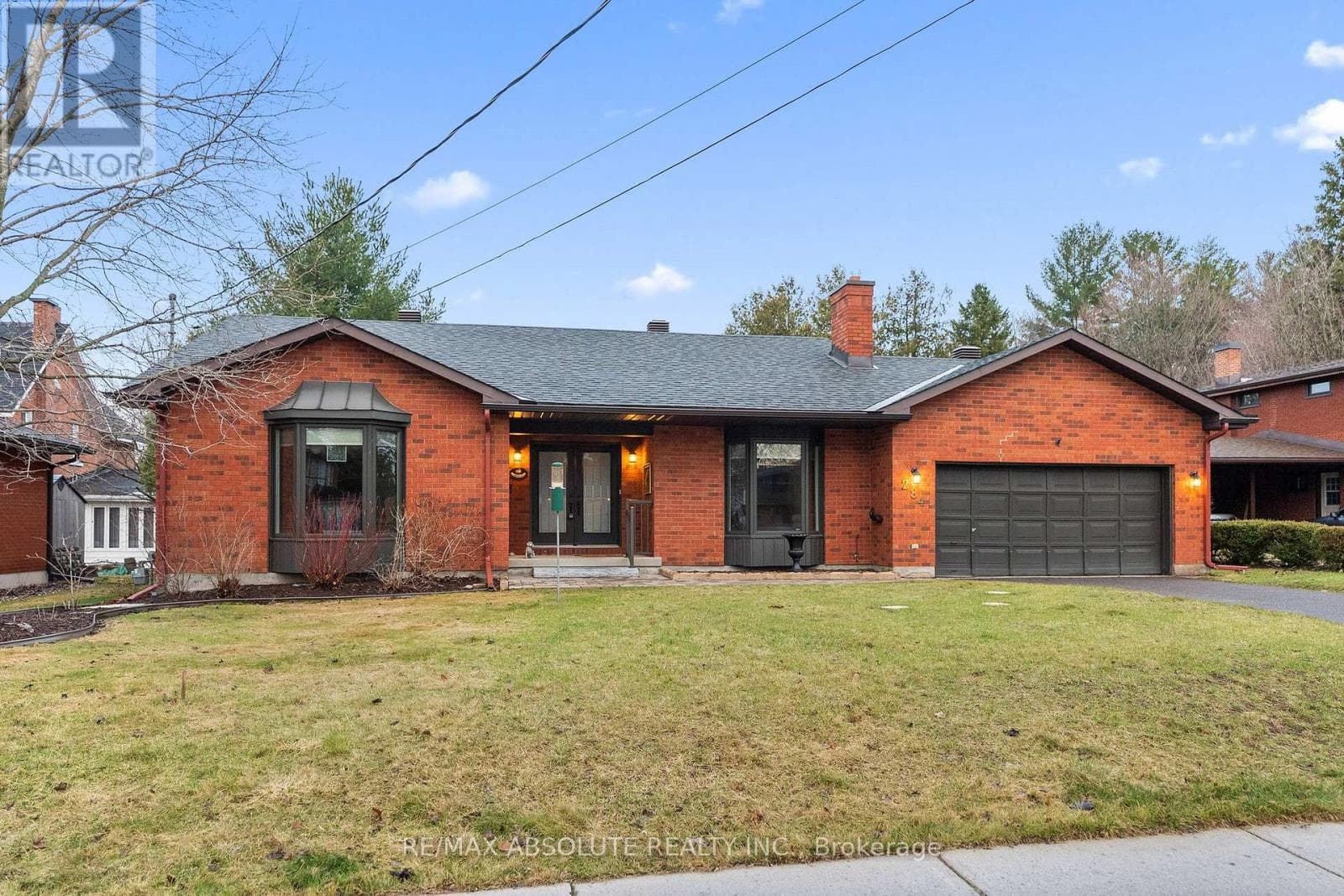 284 HARRINGTON STREET photo 3