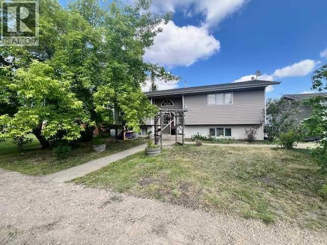 6 1 Avenue photo 2