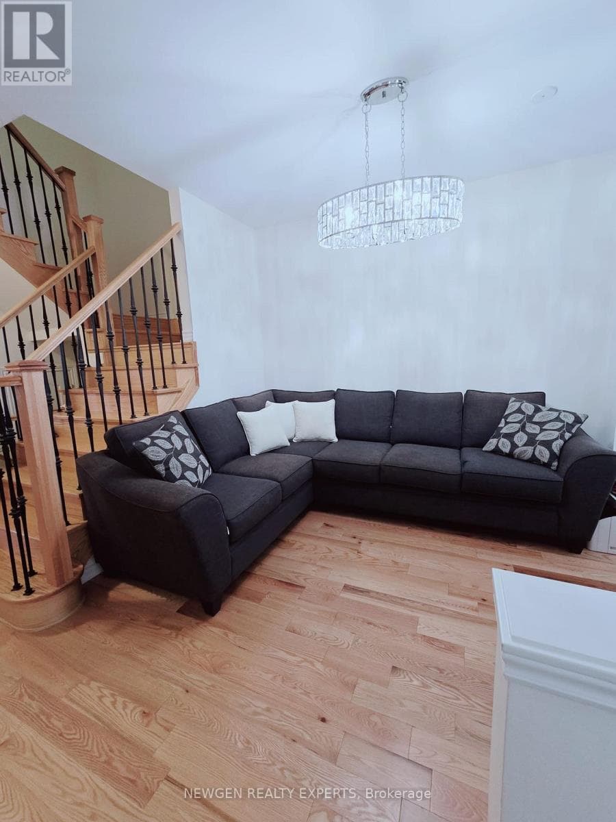 12 CACHIA LANE photo 3