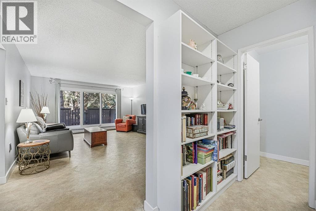 830, 3130 66 Avenue SW photo 2