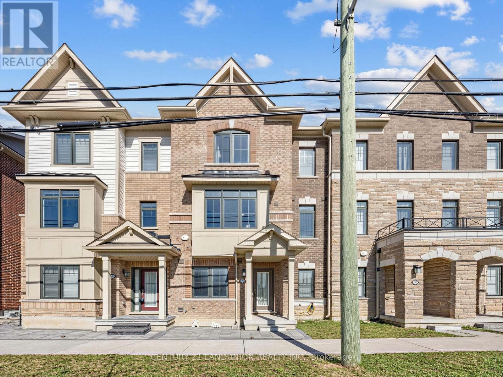 3 bed 3 bath single family at 10941 VICTORIA SQUARE BOULEVARD — $1,080,000