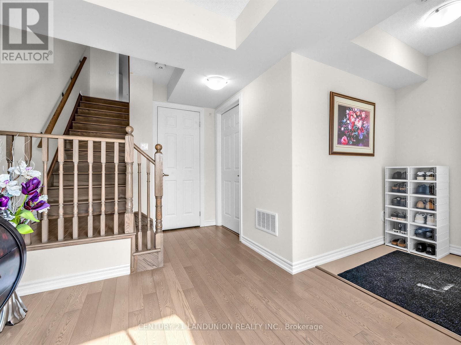 10941 VICTORIA SQUARE BOULEVARD photo 5