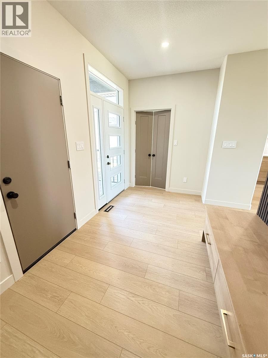 161 Delaet DRIVE — photo 3