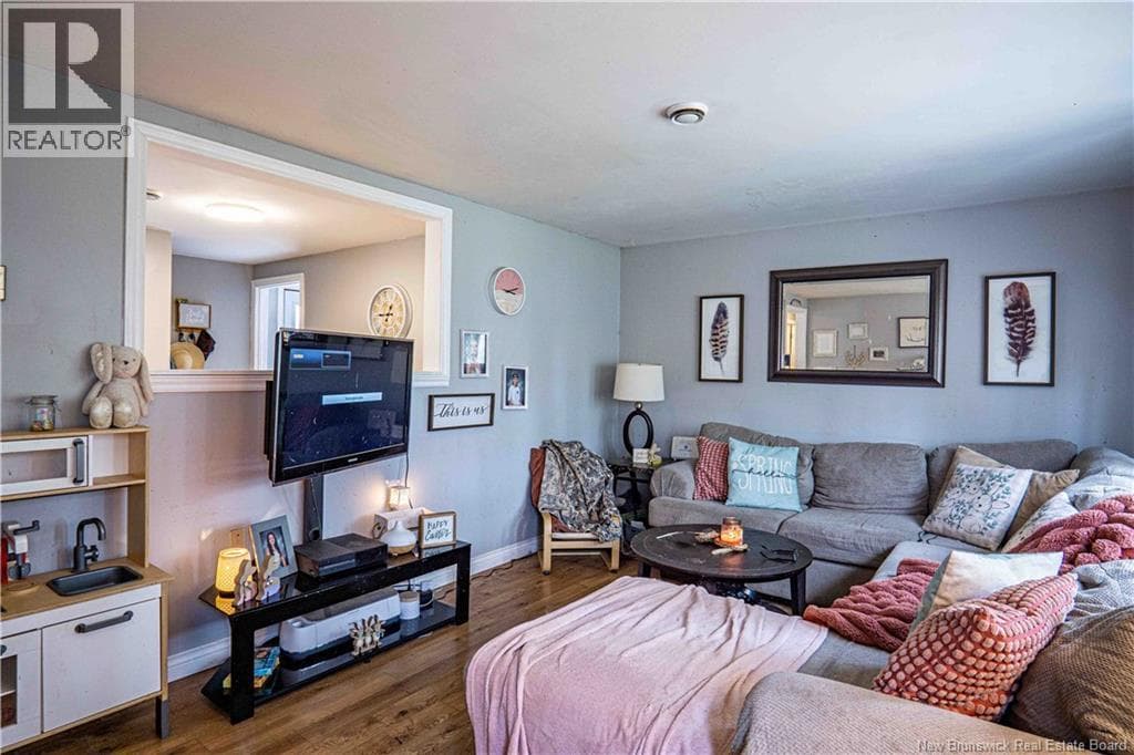 46 Upper Hampstead Road photo 5