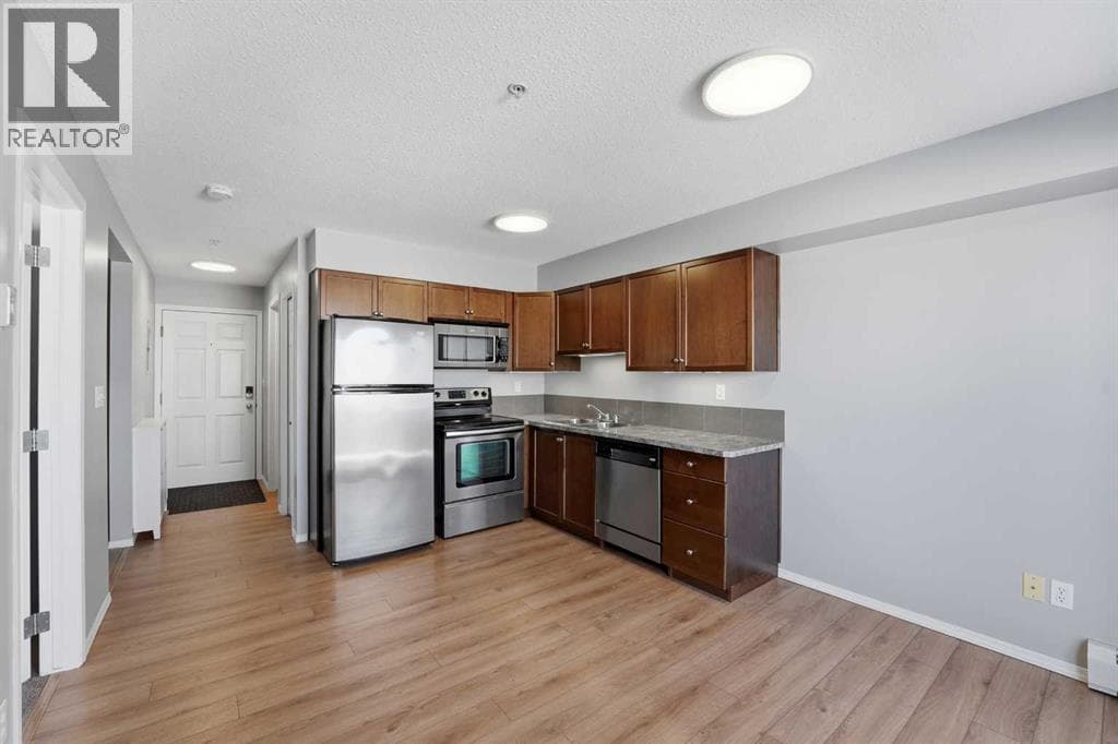 310, 3 Broadway Rise photo 5