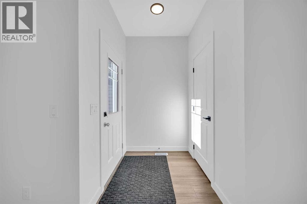 14 Versant Path SW photo 3