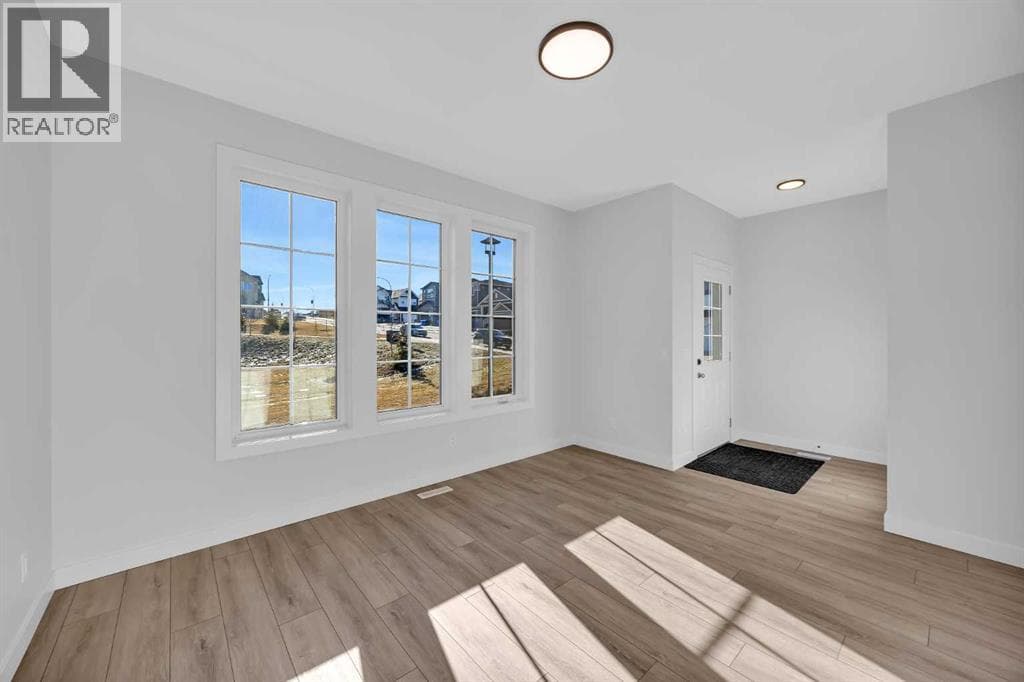 26 Versant Path SW photo 4