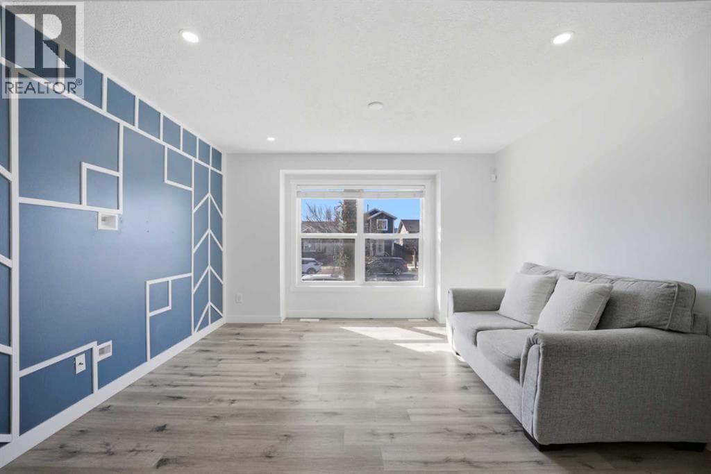 24 Martindale Drive NE photo 5
