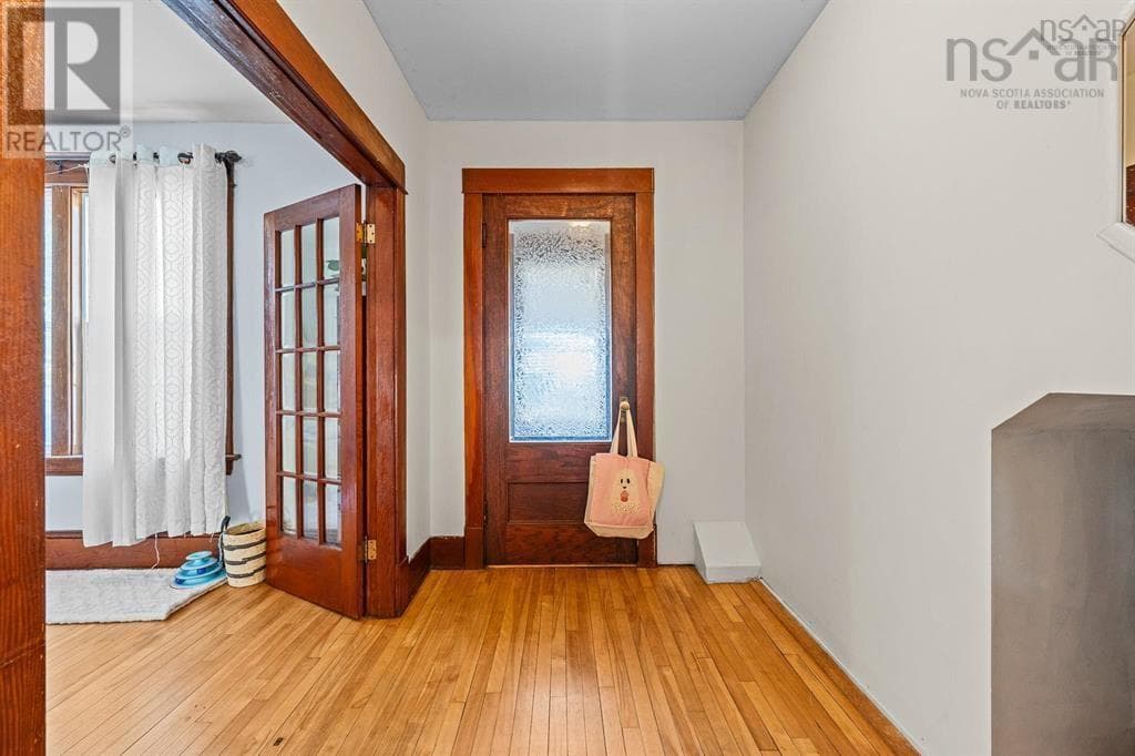 217-219 Albert Street photo 2
