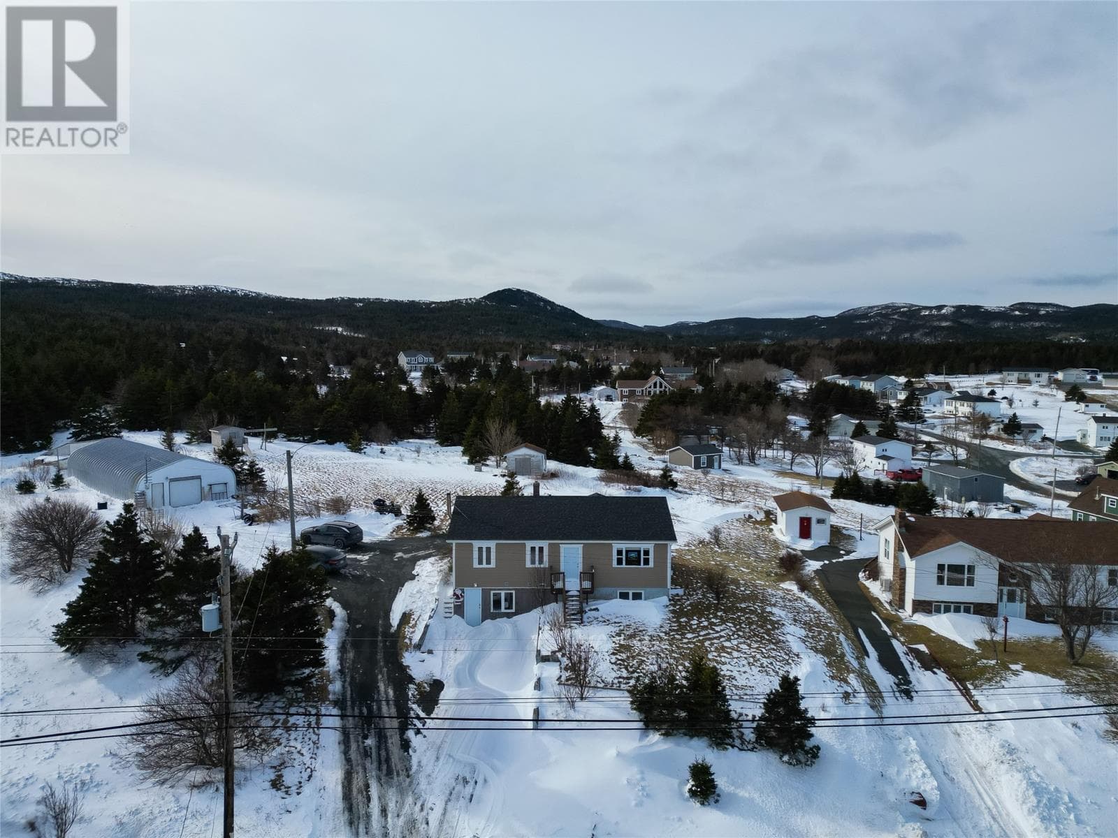 573 Main Road photo 2