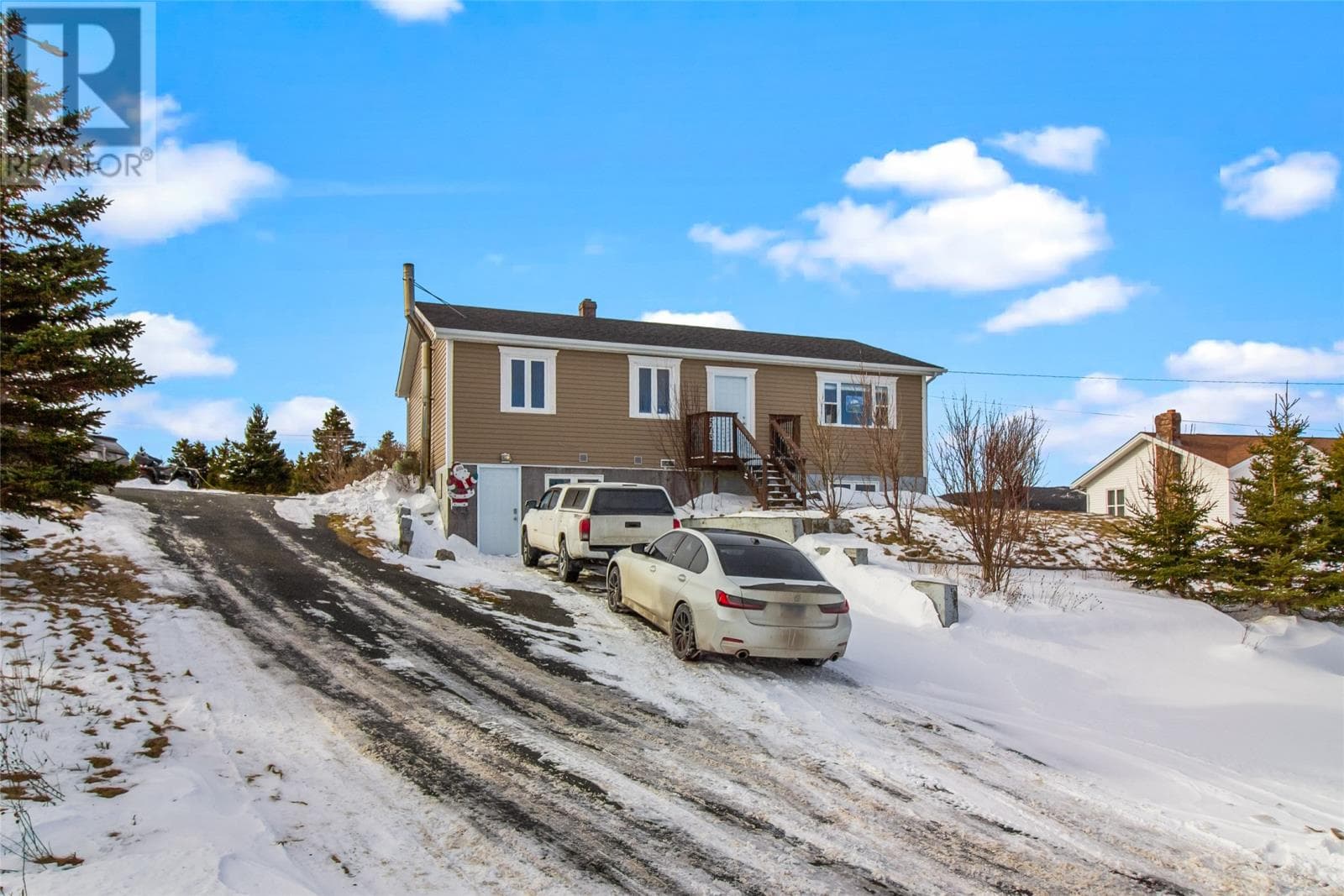 573 Main Road photo 3