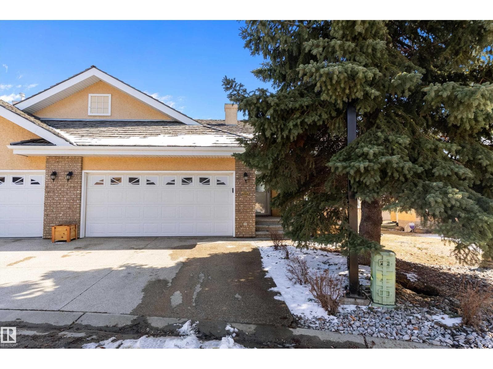 #14 920 119 ST NW