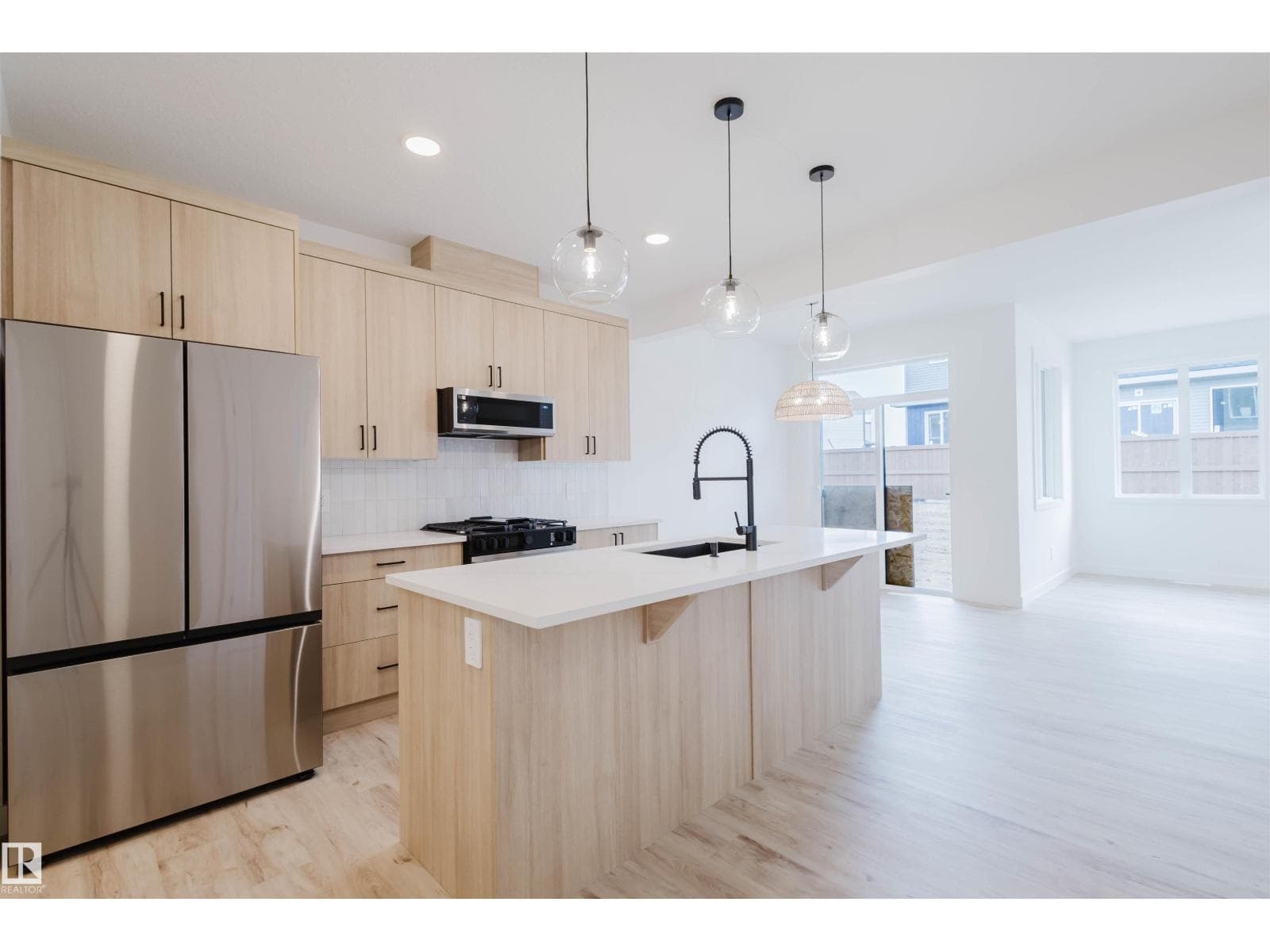 3 bed 3 bath single family at 8253 KIRIAK LO SW — $524,900