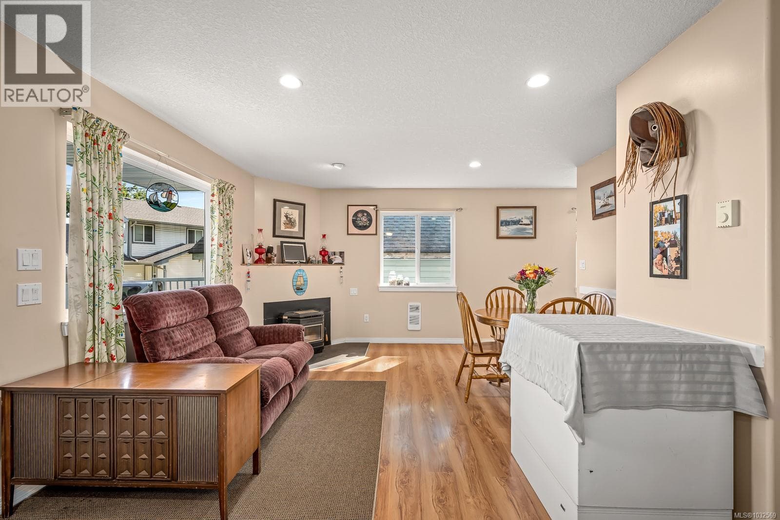 5 6919 Island Hwy W photo 12