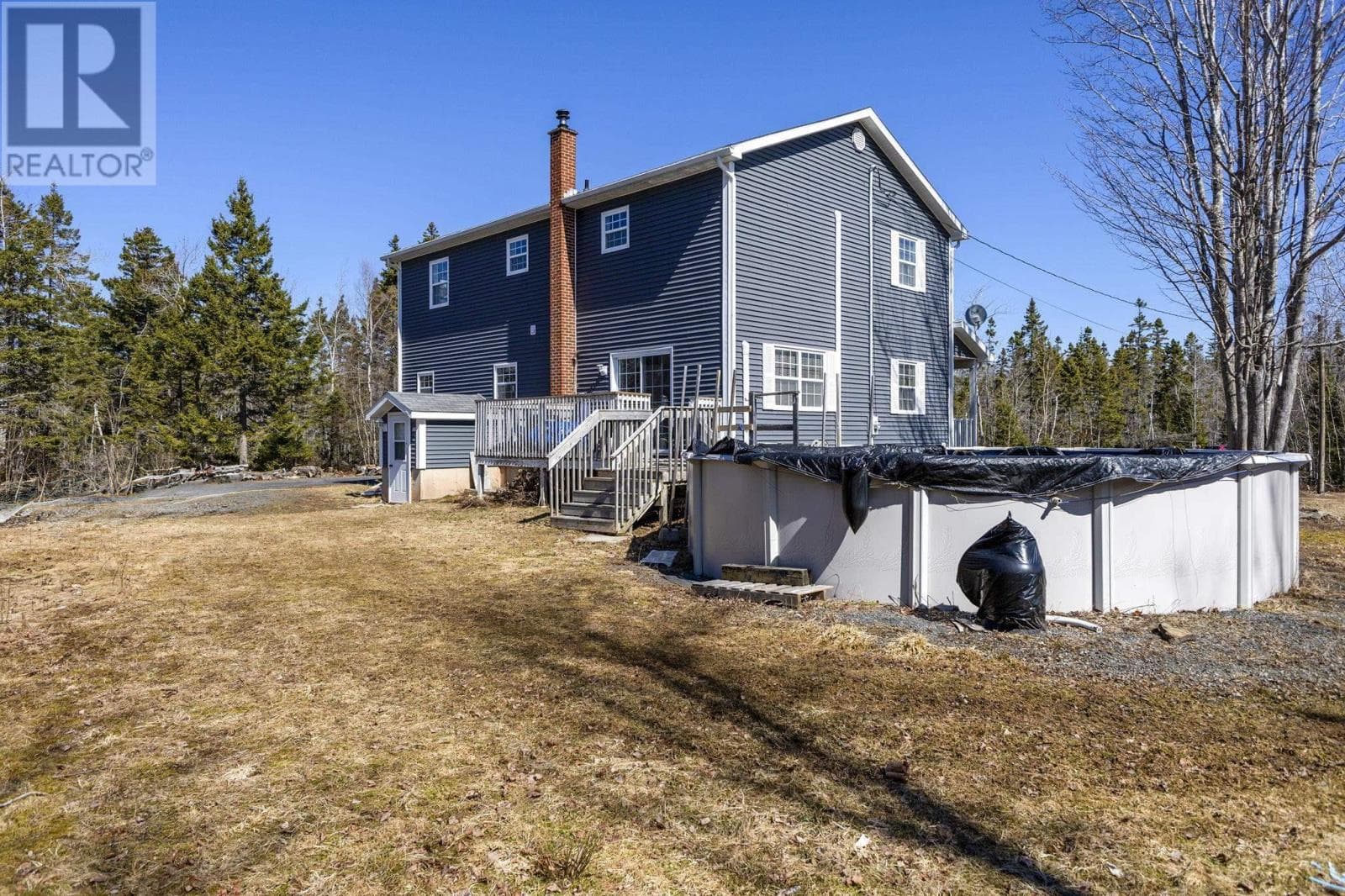 47 MacDonald Drive photo 4