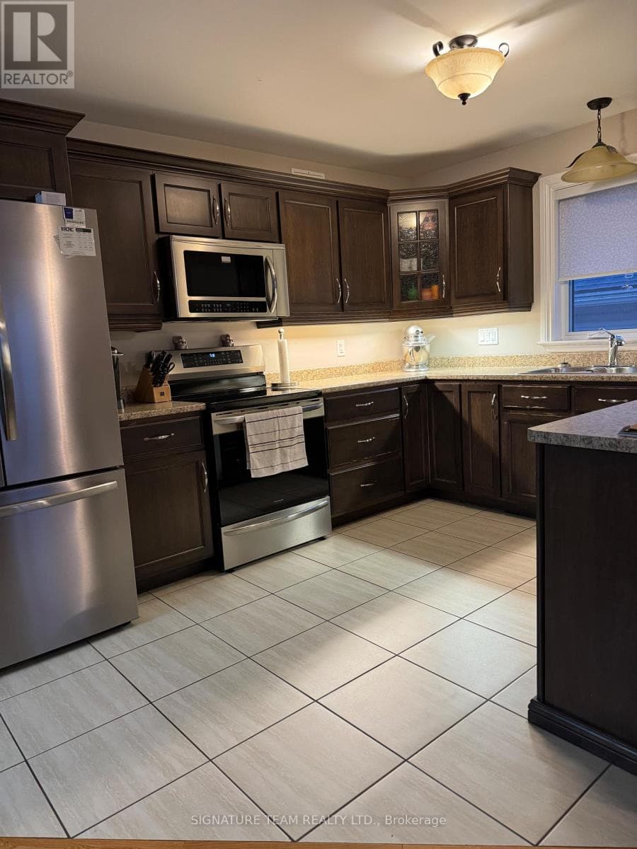 675 ABERDEEN STREET photo 5