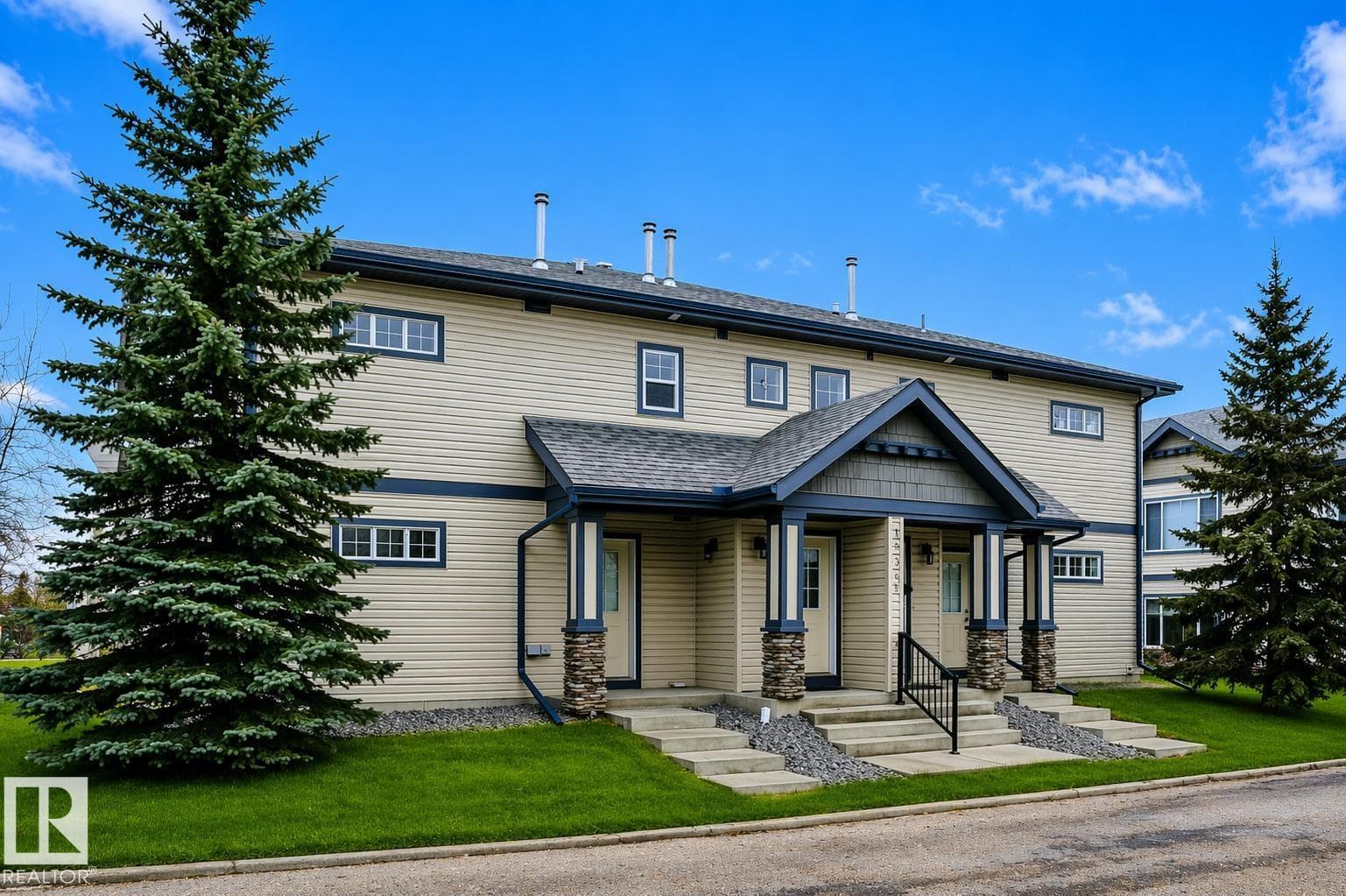 2 bed 2 bath single family at #19 2565 HANNA CR NW — $250,000