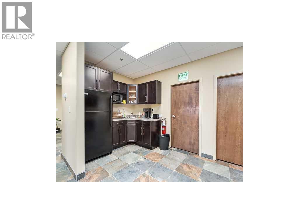 220, 52 Gateway Drive NE — photo 5