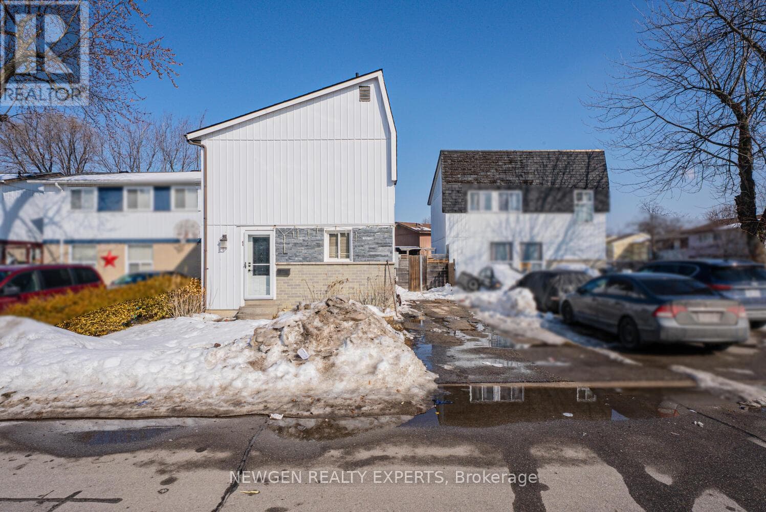 3 bed 2 bath single family at 1 JACOBS SQUARE — $599,900