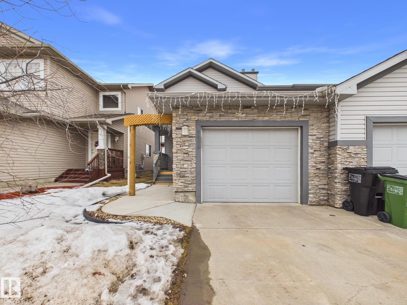 9073 Scott CR NW photo 3