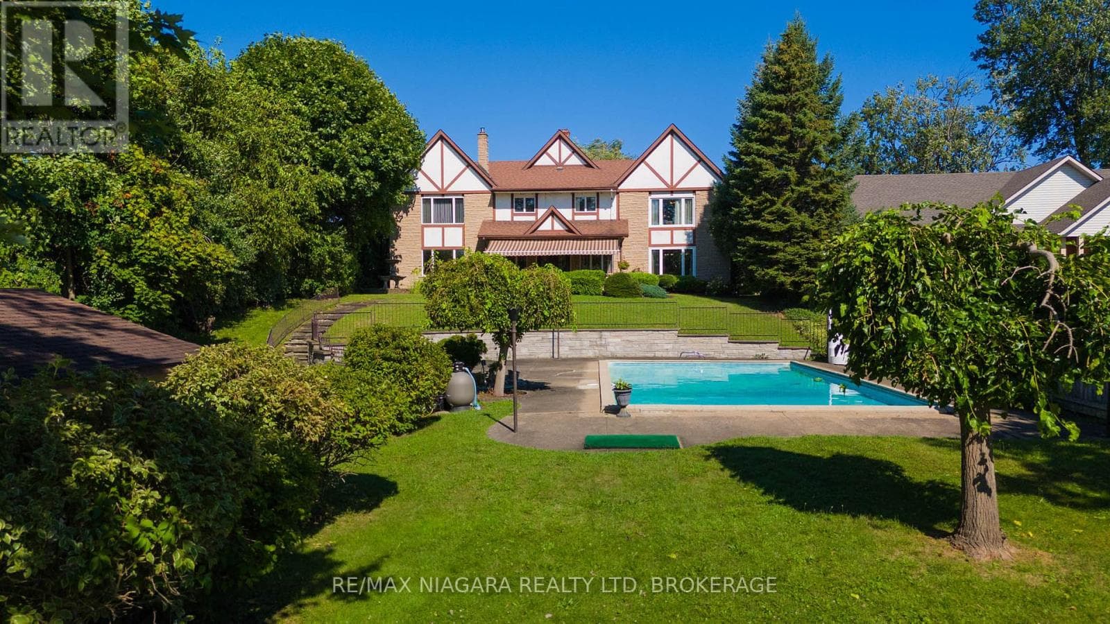 6 bed 3 bath single family at 140 LAKESHORE ROAD — $1,499,000