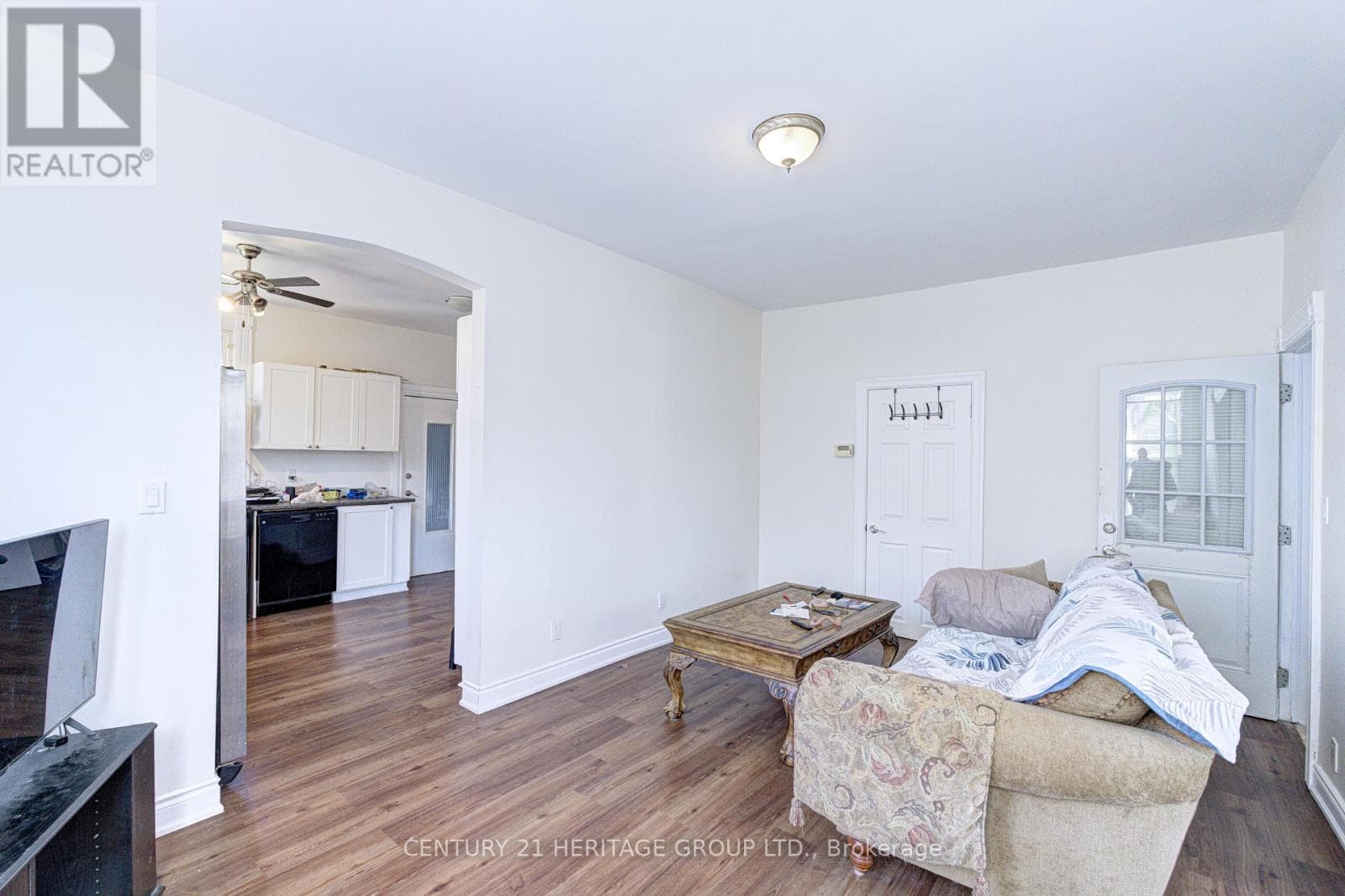 243 GIBSON AVENUE photo 5