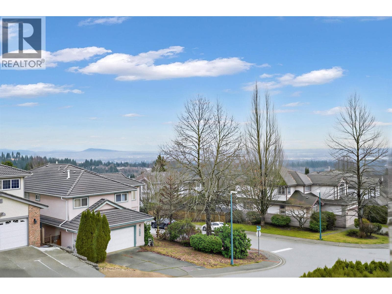 2966 BLACKBEAR COURT photo 3