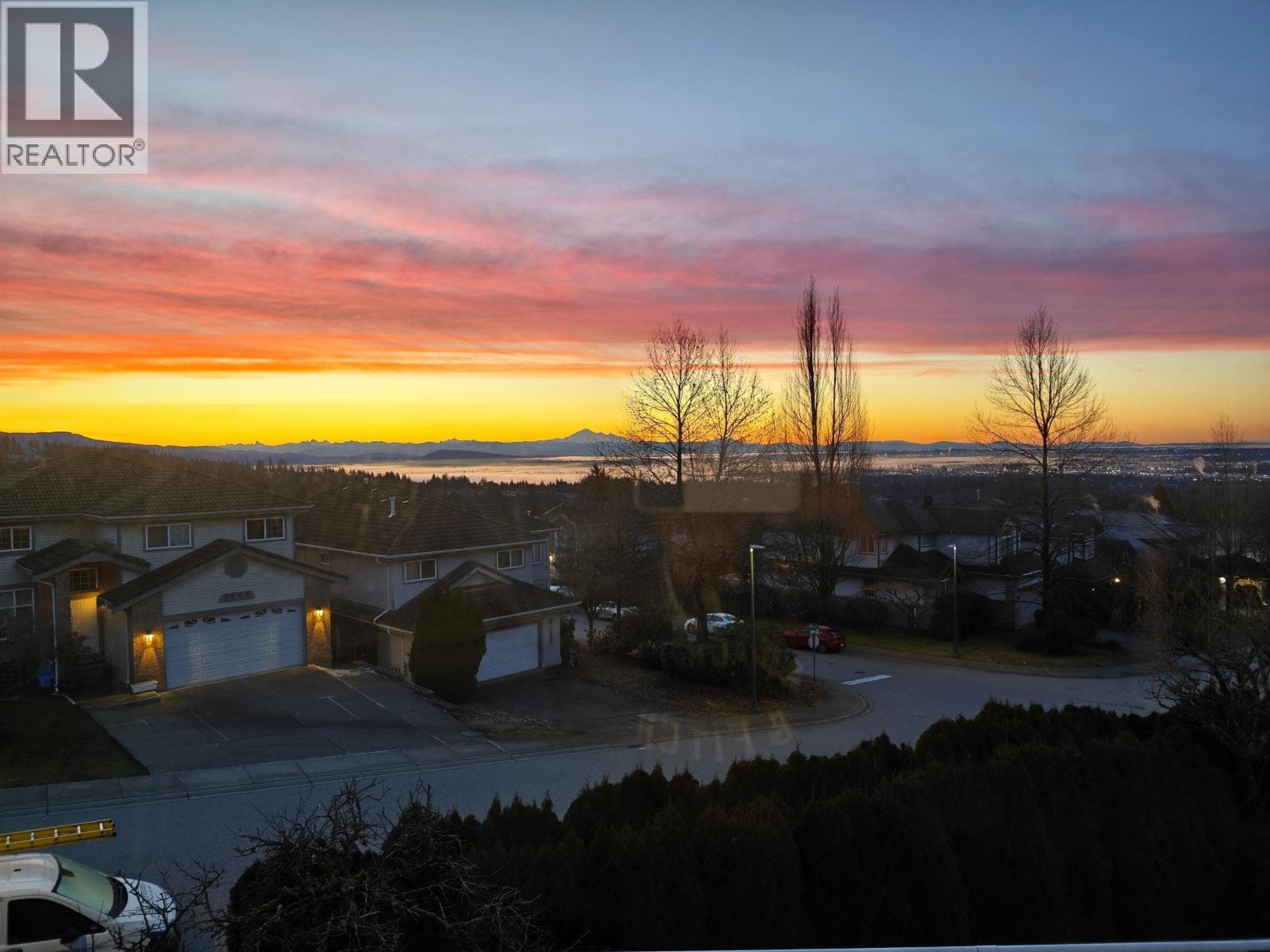 2966 BLACKBEAR COURT photo 4