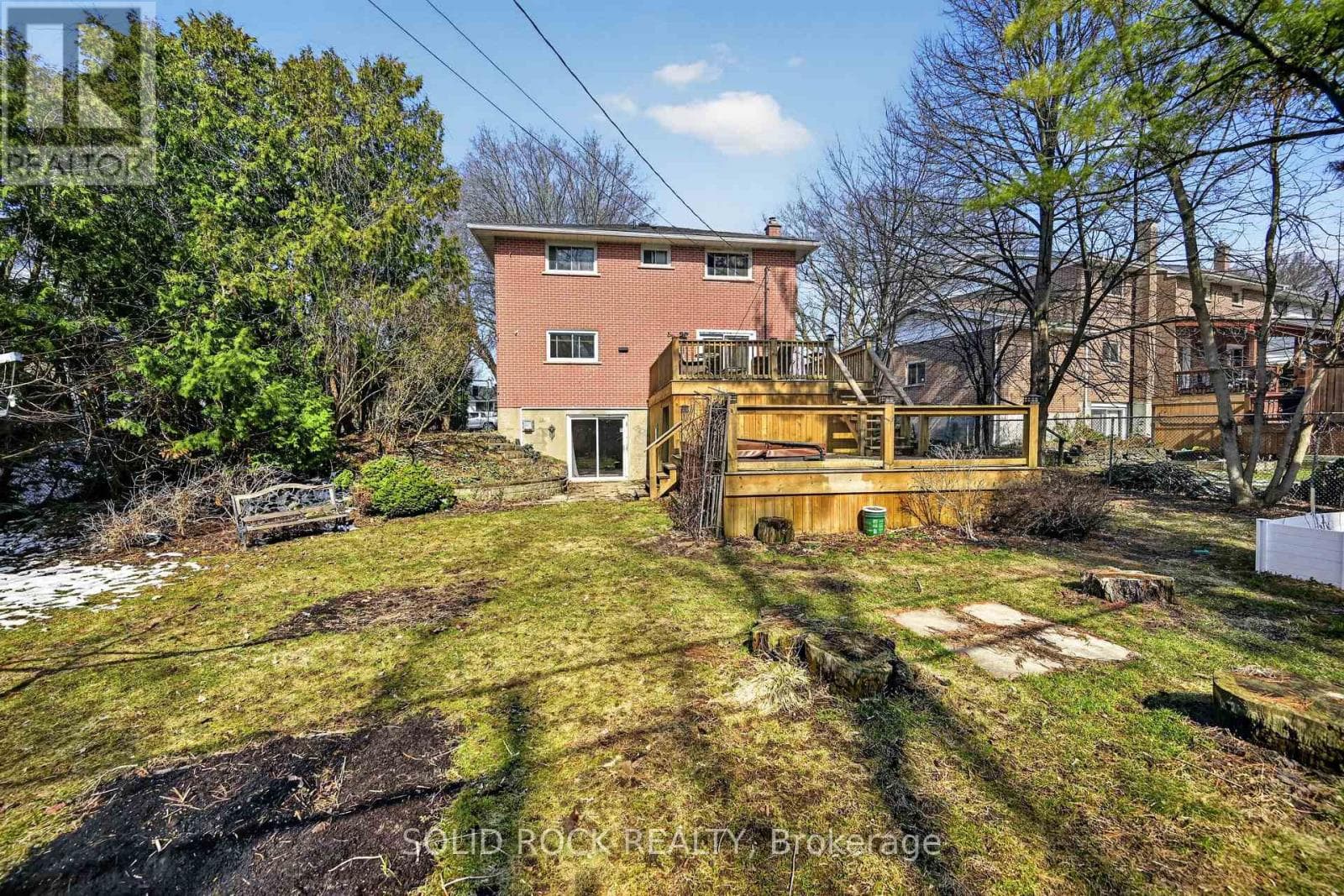 209 REYNOLDS DRIVE E photo 4
