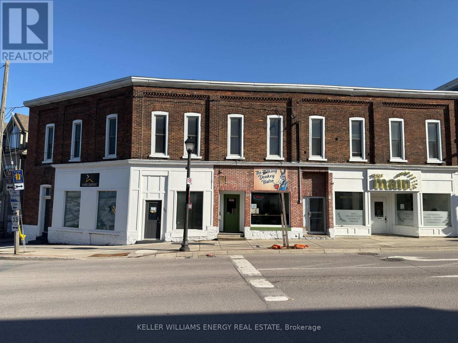 7 bath business at 302 PICTON MAIN STREET — $2,150,000