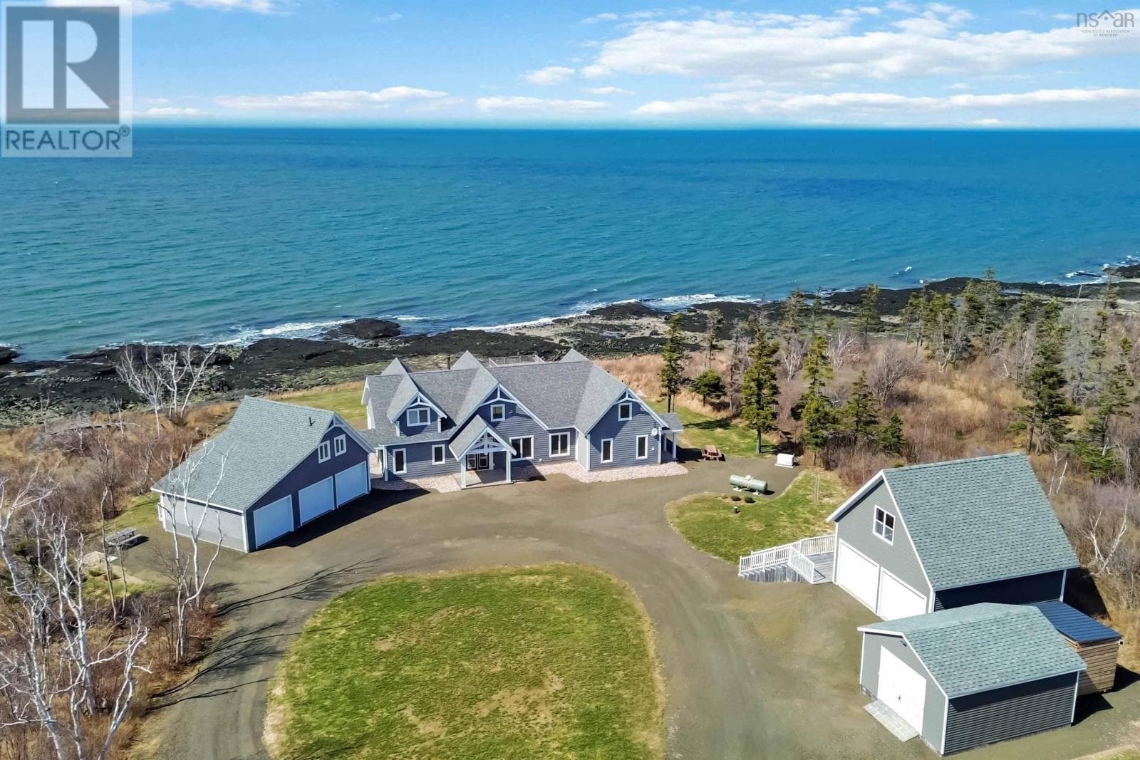 5199 Shore Road photo 3