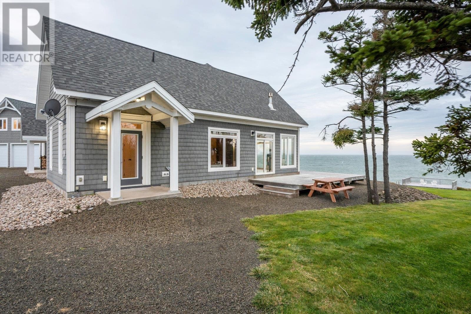 5199 Shore Road photo 5