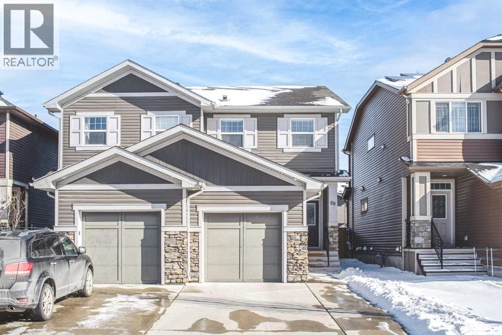 3 bed 3 bath single family at 88 Legacy Mews SE — $535,000