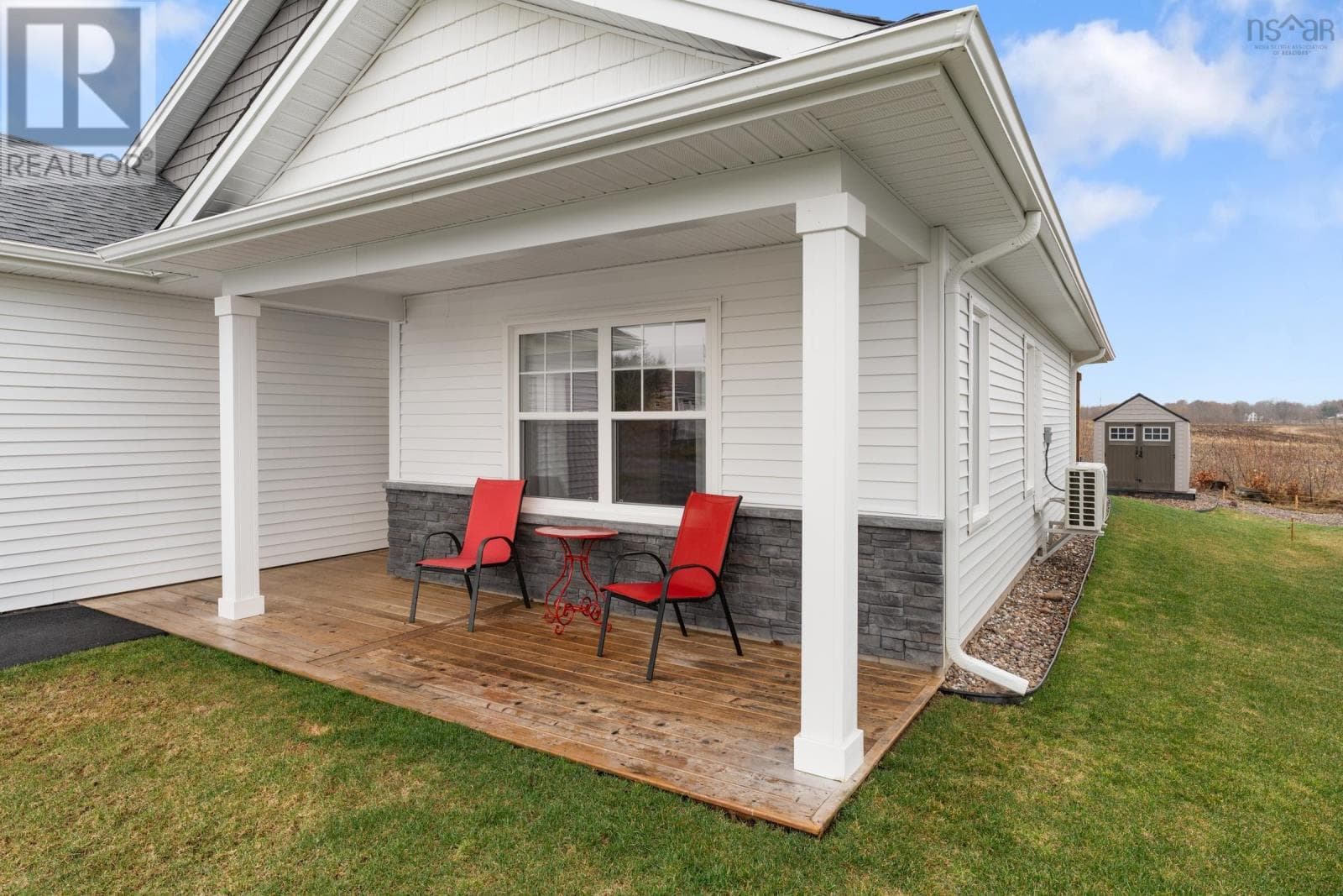 60 Covey Drive photo 4